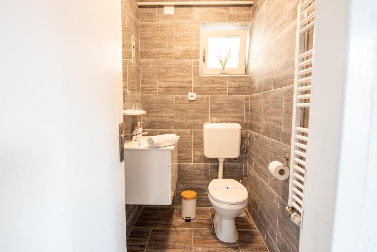 Goodlife Holiday House - Family & Friends Pozega Bagian luar foto