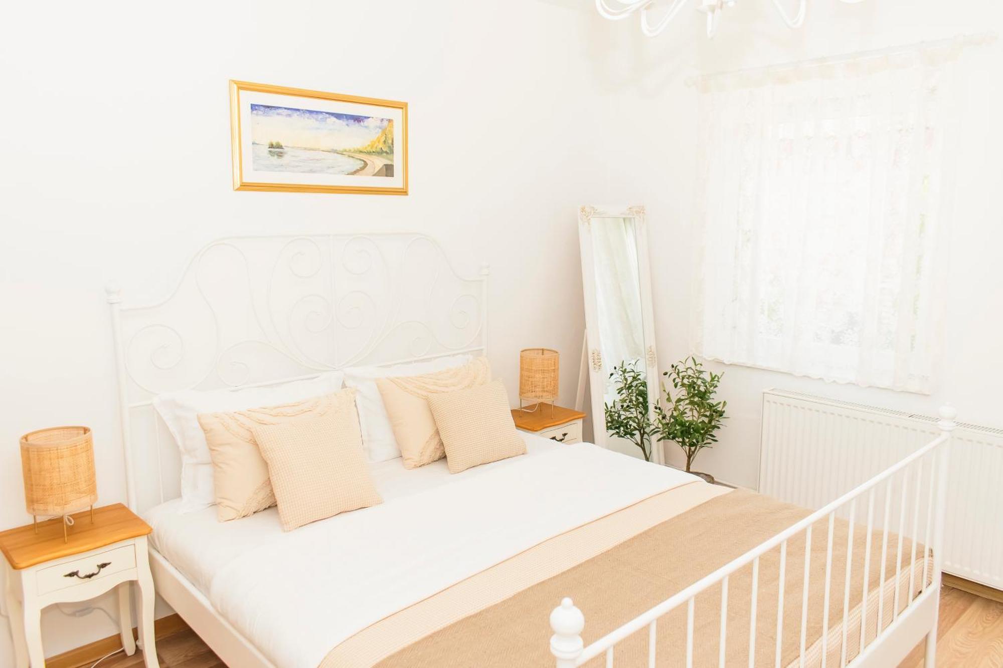 Goodlife Holiday House - Family & Friends Pozega Bagian luar foto