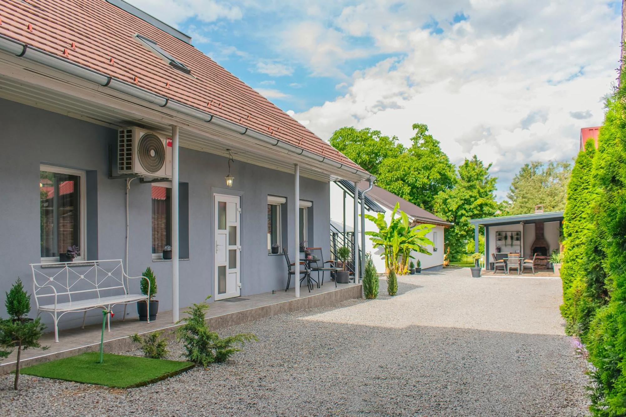 Goodlife Holiday House - Family & Friends Pozega Bagian luar foto
