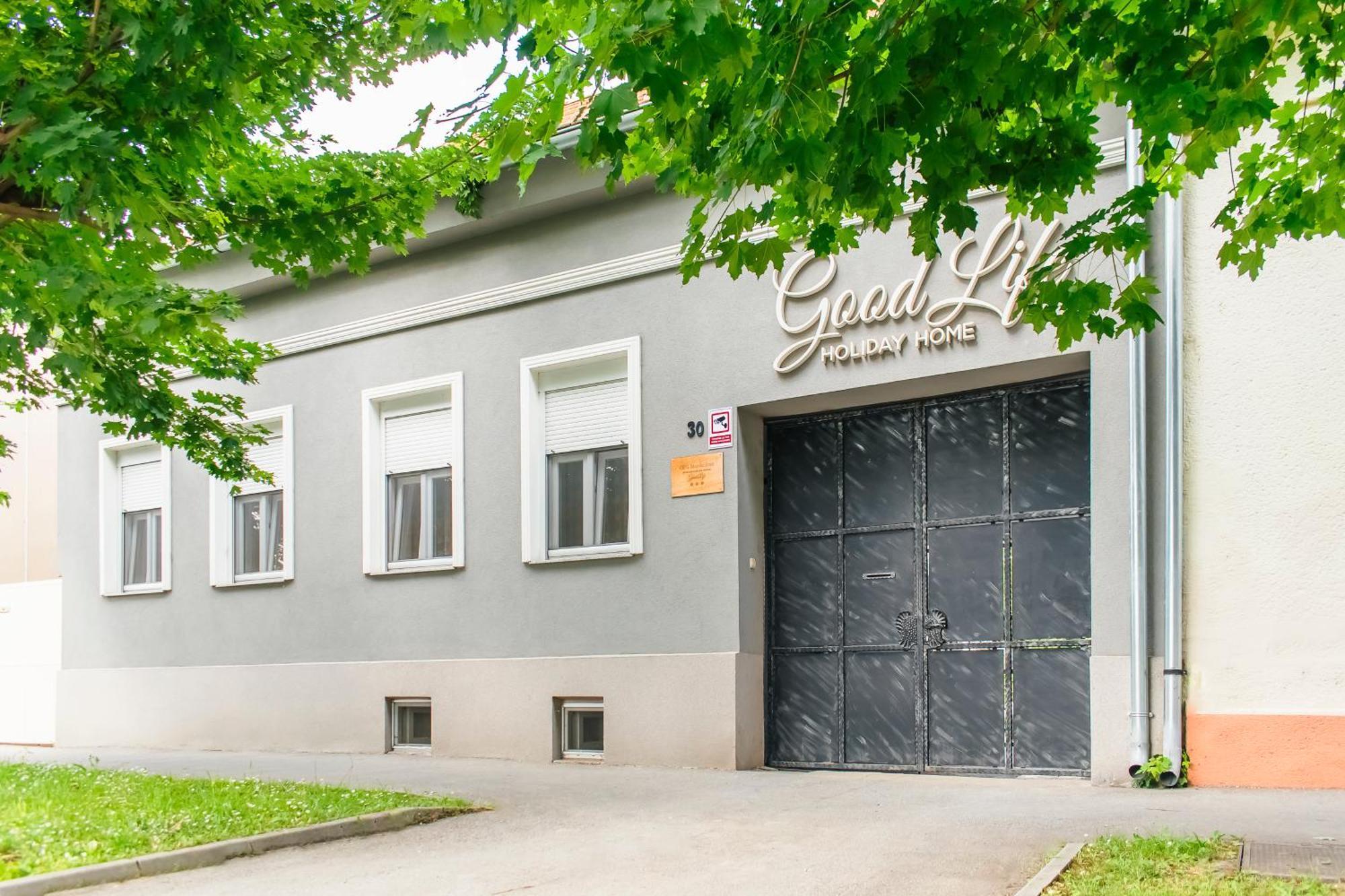 Goodlife Holiday House - Family & Friends Pozega Bagian luar foto