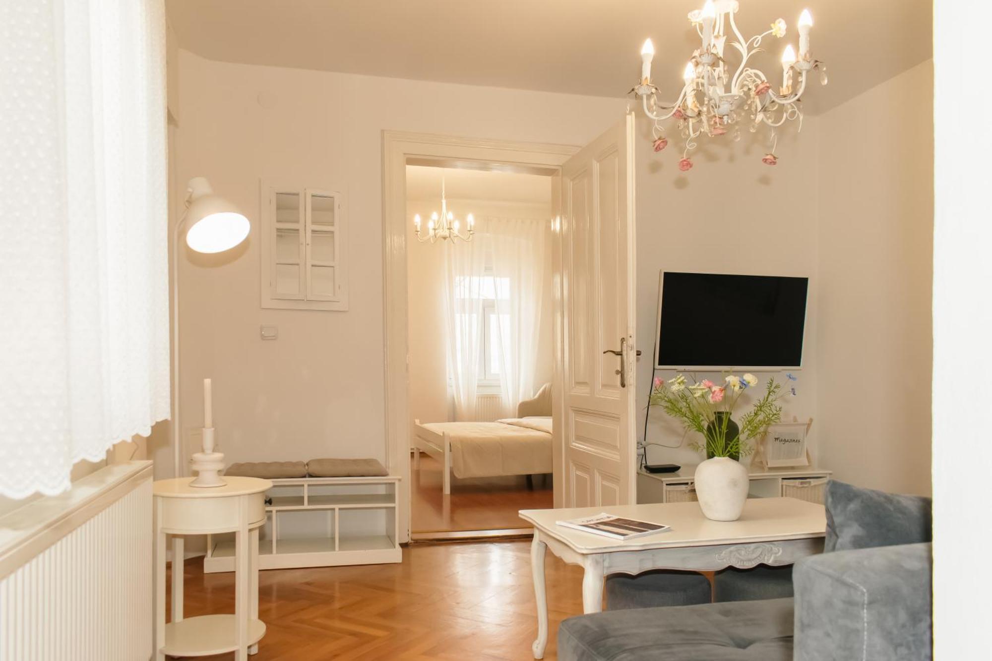 Goodlife Holiday House - Family & Friends Pozega Bagian luar foto